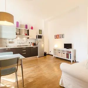 Apartment Inner Bo, Terrazzino Vista Tetti In Centro Storico, Bologna